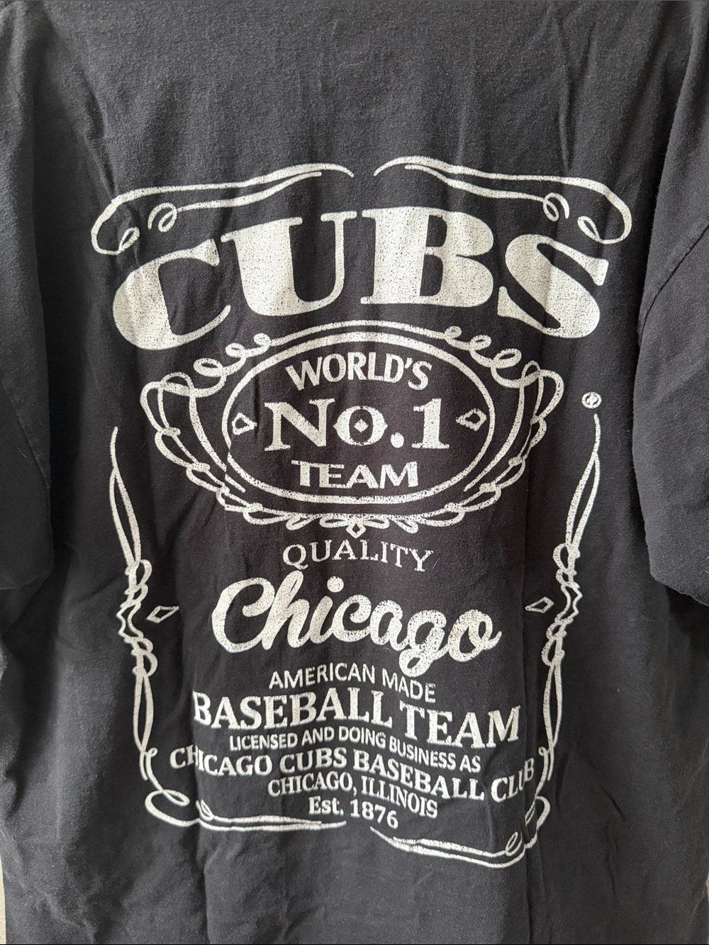 MENS BLACK CUBS SHIRT! Black Short-Sleeve Tee with Small Cubs Graphic. Size: XL